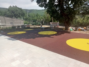 Nuova pavimentazione Scuola elementare di Frosinone (FR)