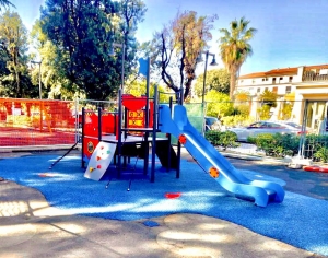 Nuovo parco giochi a Massa Carrara
